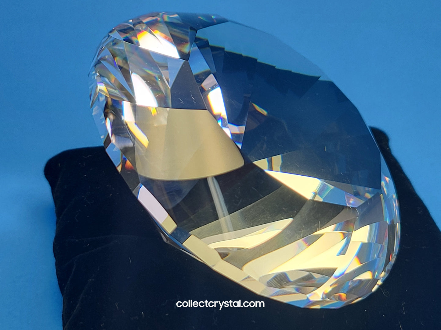 PAPERWEIGHT – CHATON SWIRLED / WAVY FACETS 238167