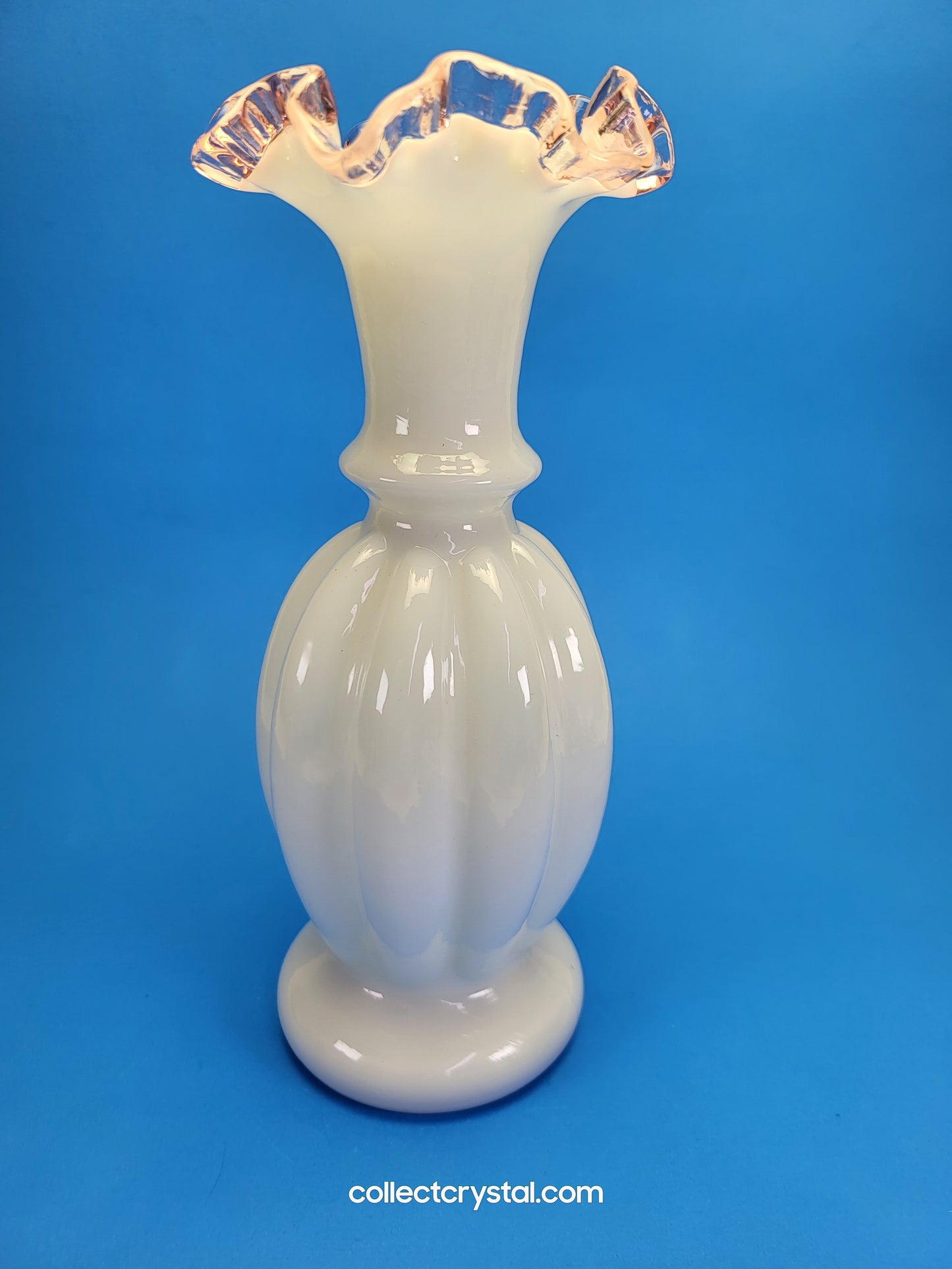 Fenton Melon Rose crest vase (1) discount if you buy both