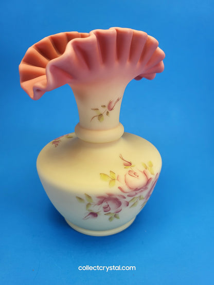 Fenton Burmese fan Bud Vase