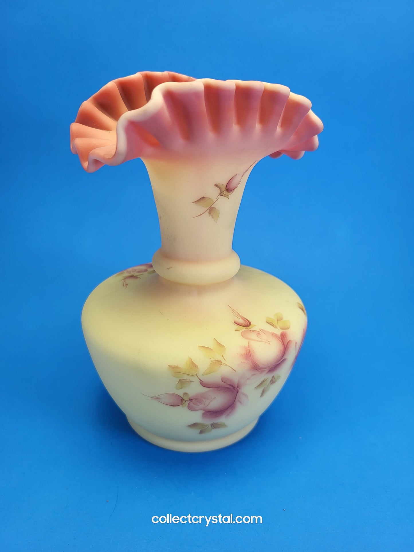 Fenton Burmese fan Bud Vase