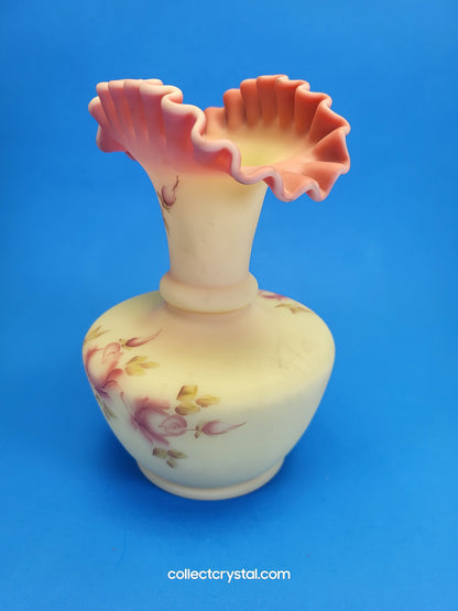 Fenton Burmese fan Bud Vase