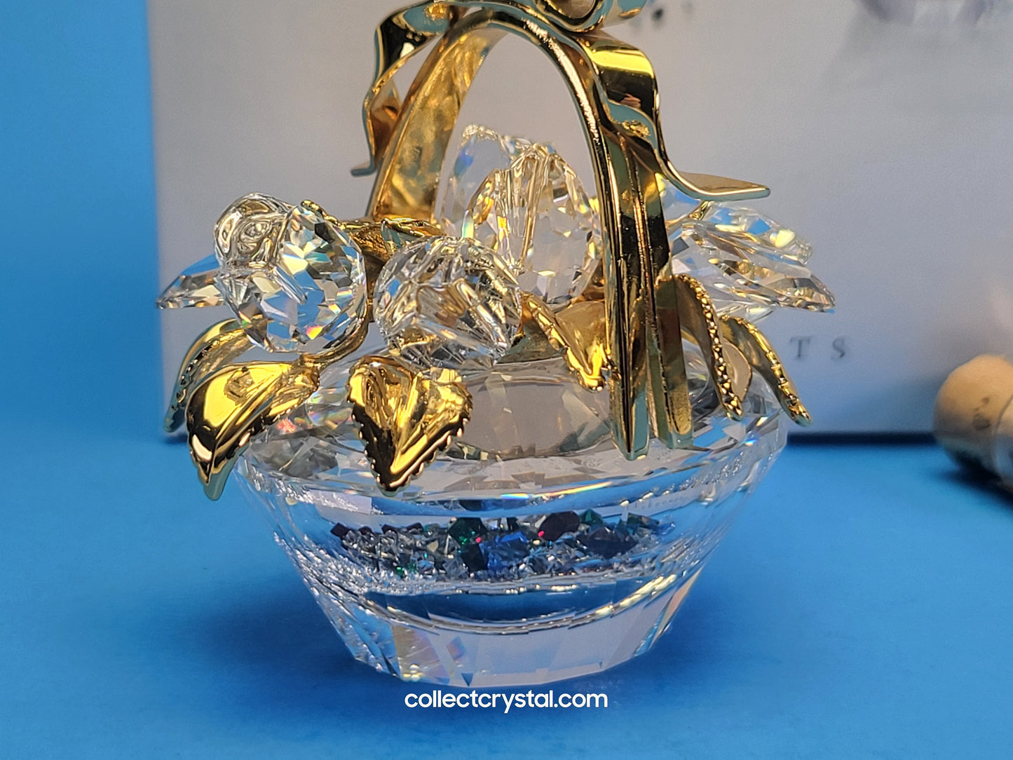 SECRETS – FLOWER BASKET BOX GOLD W / COLORED GEMS # 235917