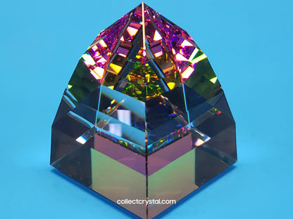 PAPERWEIGHT – PYRAMID SMALL Vitrail Medium 013559