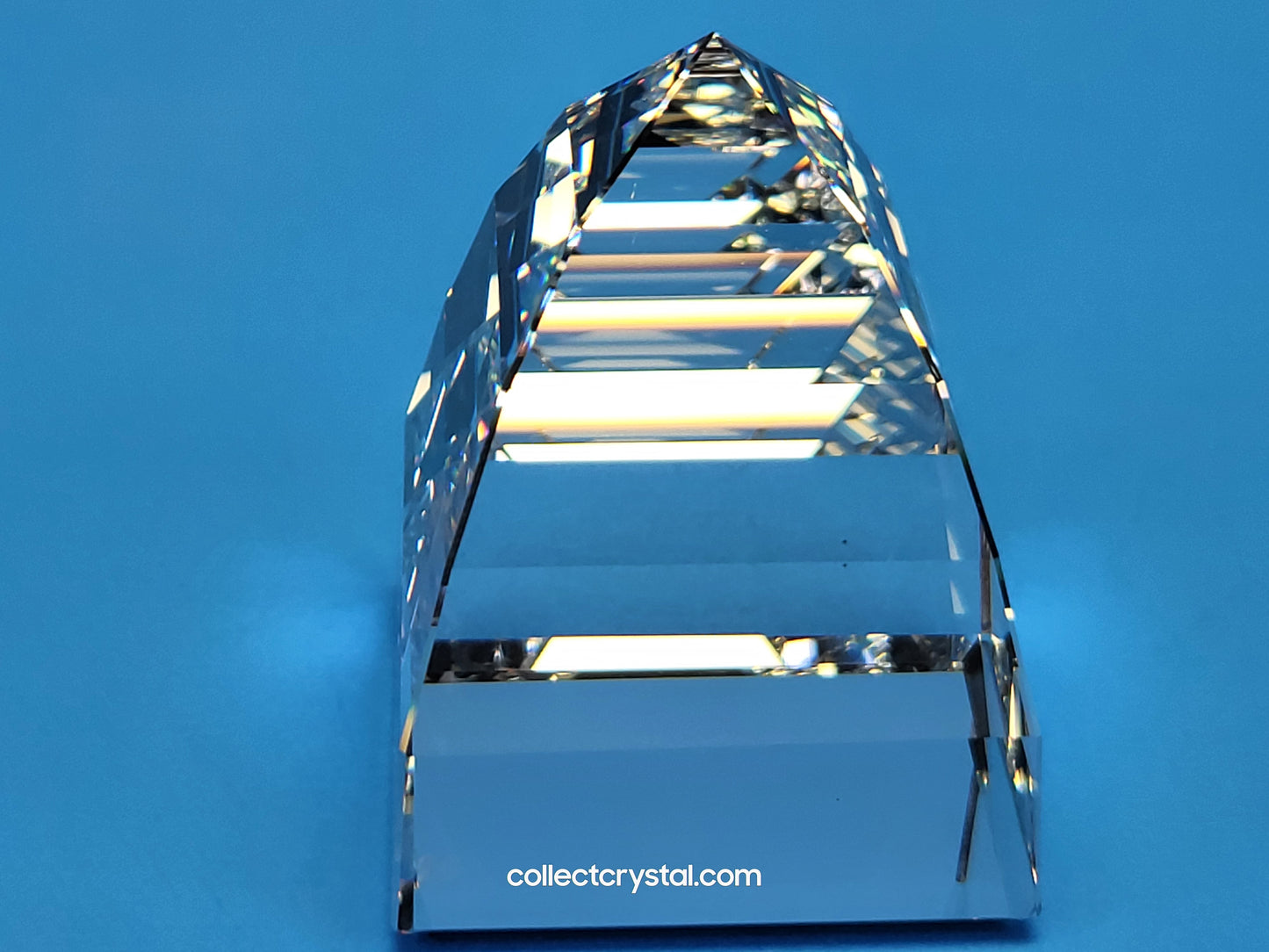 PAPERWEIGHT – PYRAMID SMALL CRYSTAL CAL 013559