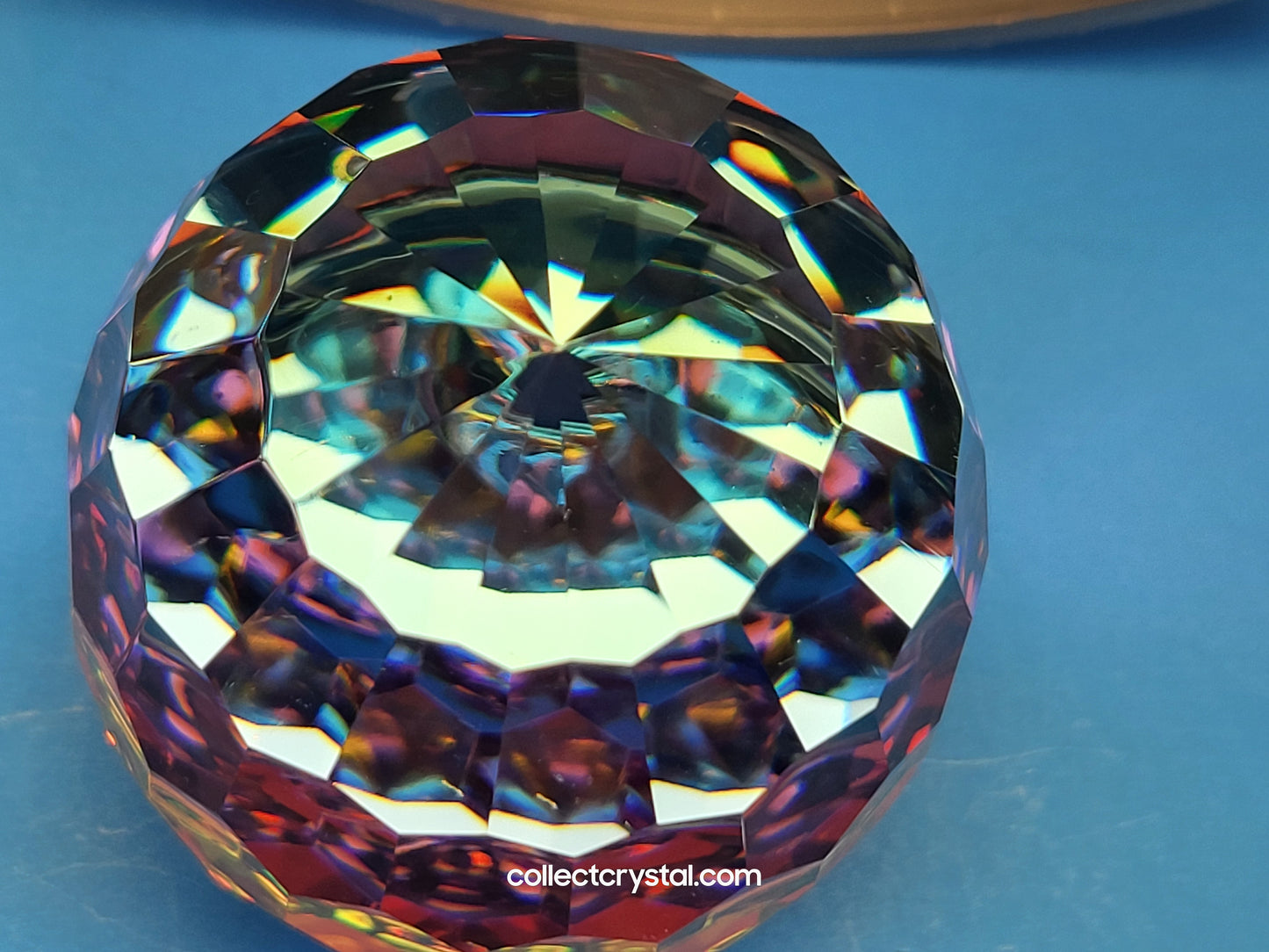 Atomic 70mm Volcano Crystal Paperweight Boxed