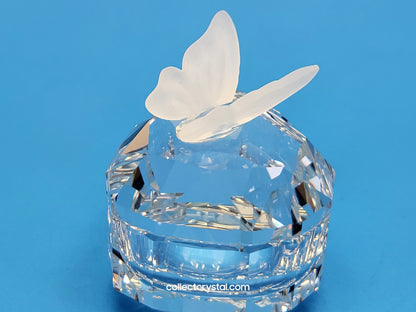 Butterfly Trinket / Treasure Heart Box # 7465 052 100 or # 010103