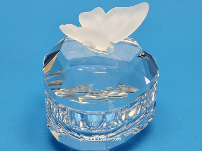 Butterfly Trinket / Treasure Heart Box # 7465 052 100 or # 010103