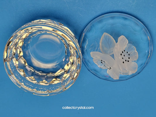 Flower Trinket / Treasure Round Box # 7464 050 100 or # 010168