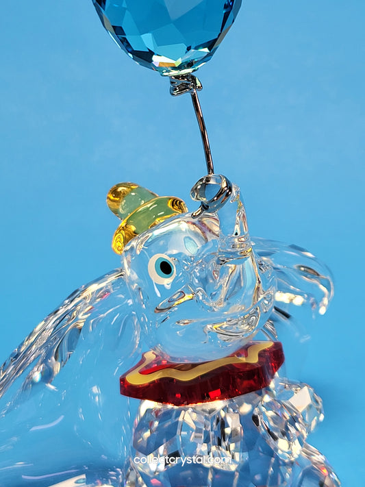 DISNEY CLASSICS – DUMBO the flying circus elephant 5692964