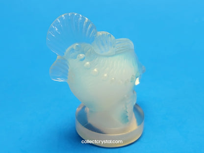 Sabino Fish Opalescent Art Glass Figurine 2" tall