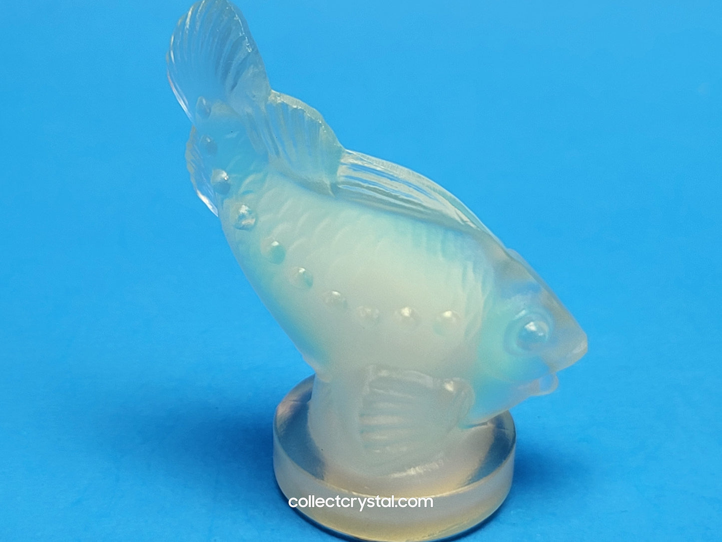 Sabino Fish Opalescent Art Glass Figurine 2" tall