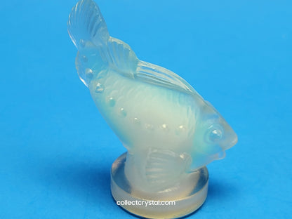 Sabino Fish Opalescent Art Glass Figurine 2" tall