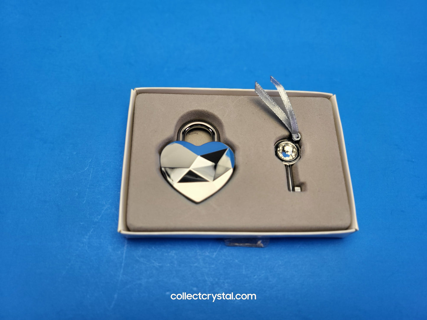 Chrome lock and key to my hear gift box