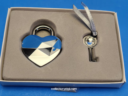 Chrome lock and key to my hear gift box