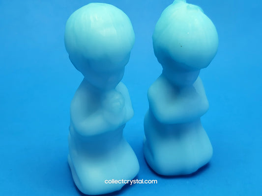 Fenton Boy and Girls Prayers set of 2 Blue custard Uranium 4' tall