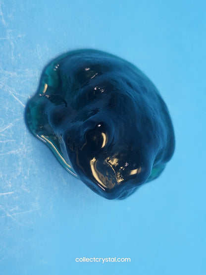 Wilkerson Frog Art Glass Dark Green 2"T x2 3/4"w shifts Toad Uranium