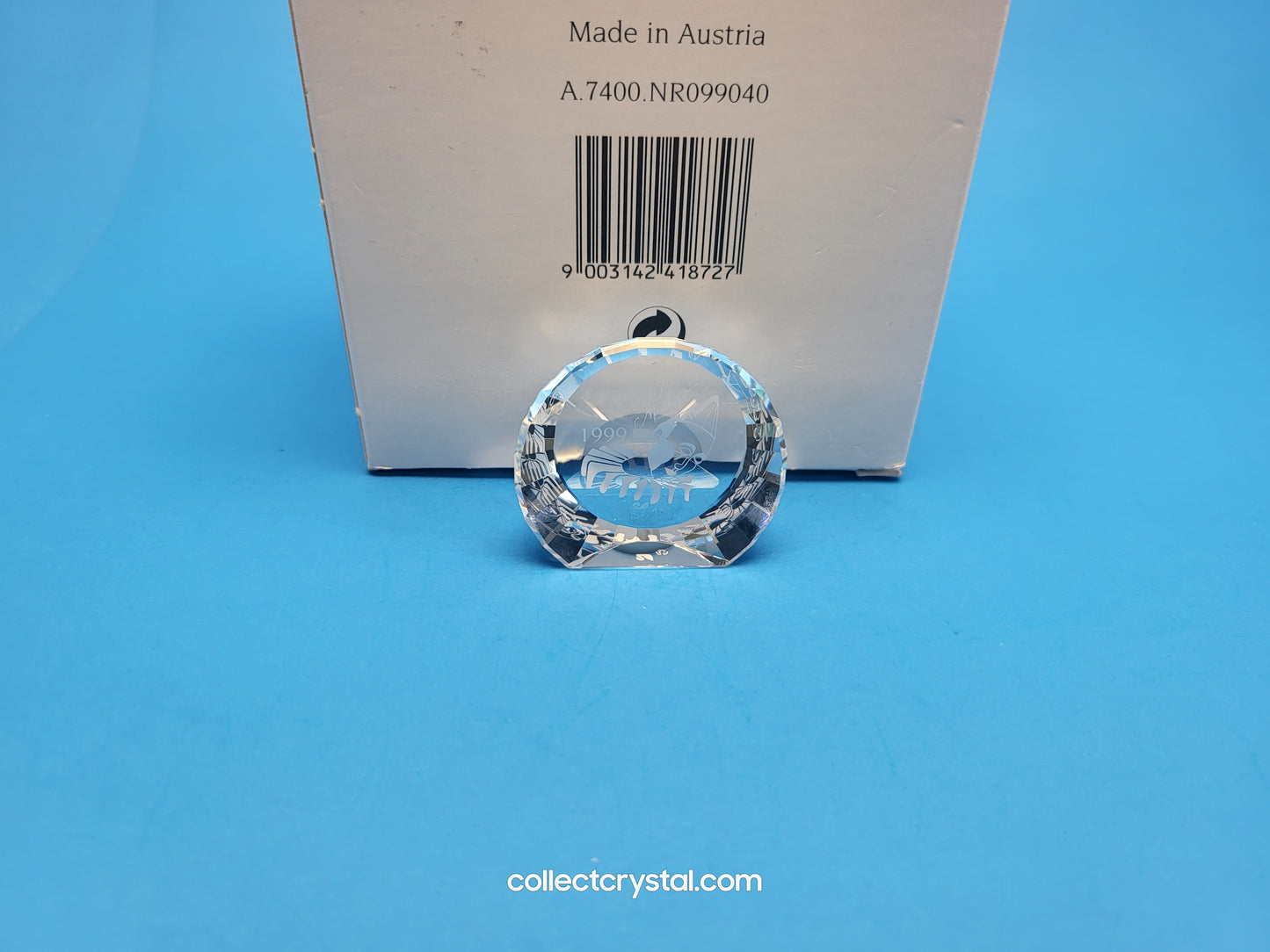 MASQUERADE 1999 EVENT PAPERWEIGHT – PIERROT 40mm disc (small) 7400 099 040 / 9409 060 000