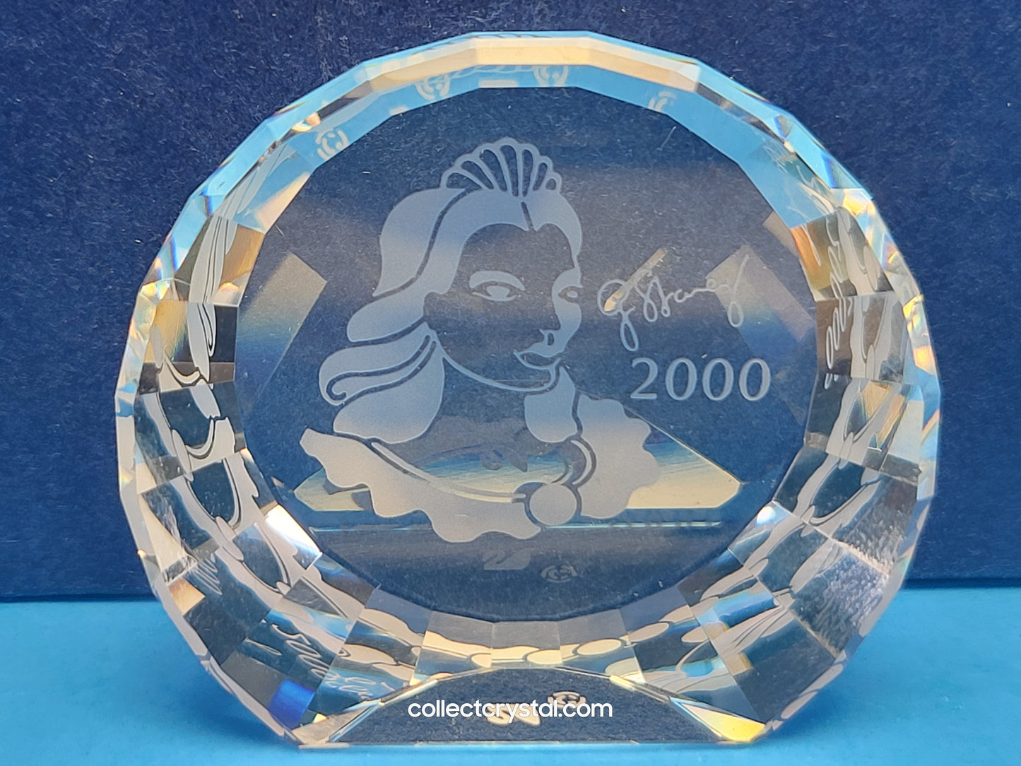 SCS MASQUERADE 2000 Event Paperweight COLUMBINE 40 mm Disc Small