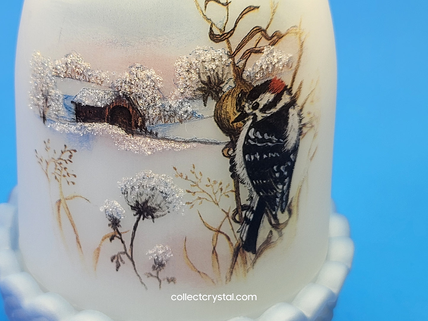 FENTON WOODPECKER FAIRY LAMP, Light BIRDS OF WINTER DOWNY # 531 / 4500 hp signed