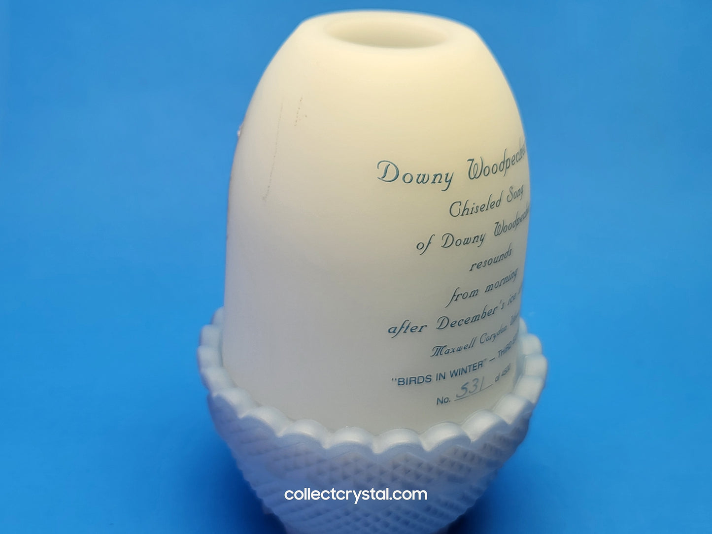 FENTON WOODPECKER FAIRY LAMP, Light BIRDS OF WINTER DOWNY # 531 / 4500 hp signed