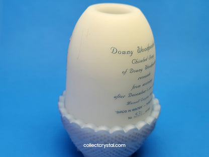 FENTON WOODPECKER FAIRY LAMP, Light BIRDS OF WINTER DOWNY # 531 / 4500 hp signed