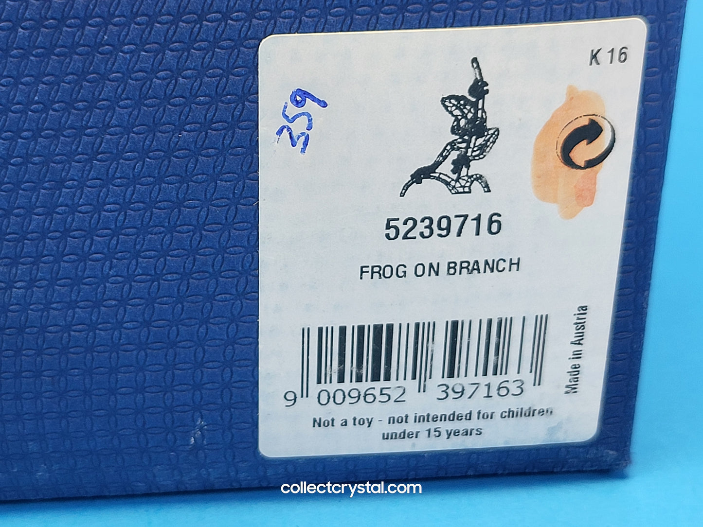 PARADISE ANIMALS – FROG ON BRANCH 5239716