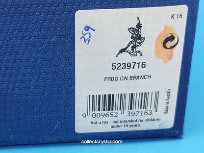 PARADISE ANIMALS – FROG ON BRANCH 5239716