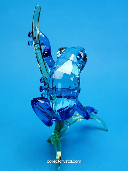 PARADISE ANIMALS – FROG ON BRANCH 5239716