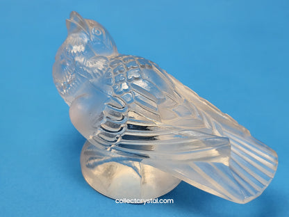 Lalique Frosted Crystal Sparrow Bird Figurine - Signed Lalique France Head Up