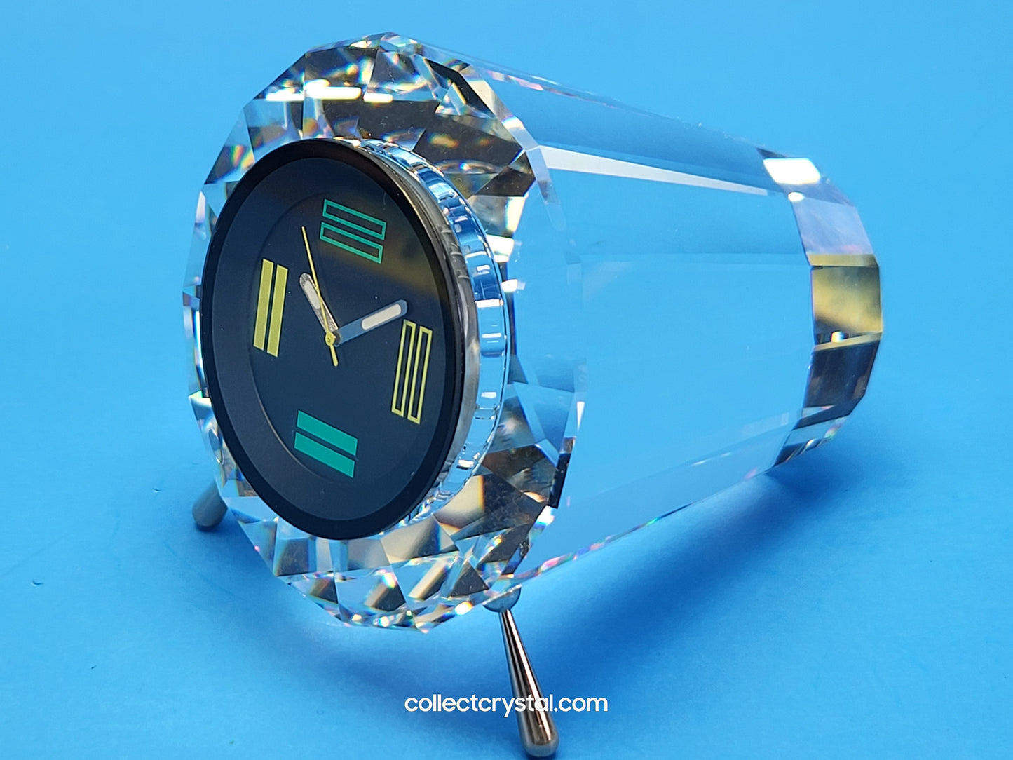 CLOCK – OP ART TABLE CLOCK # 611914