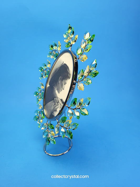 PICTURE FRAME – LEAVES OVAL JONQUIL 660730