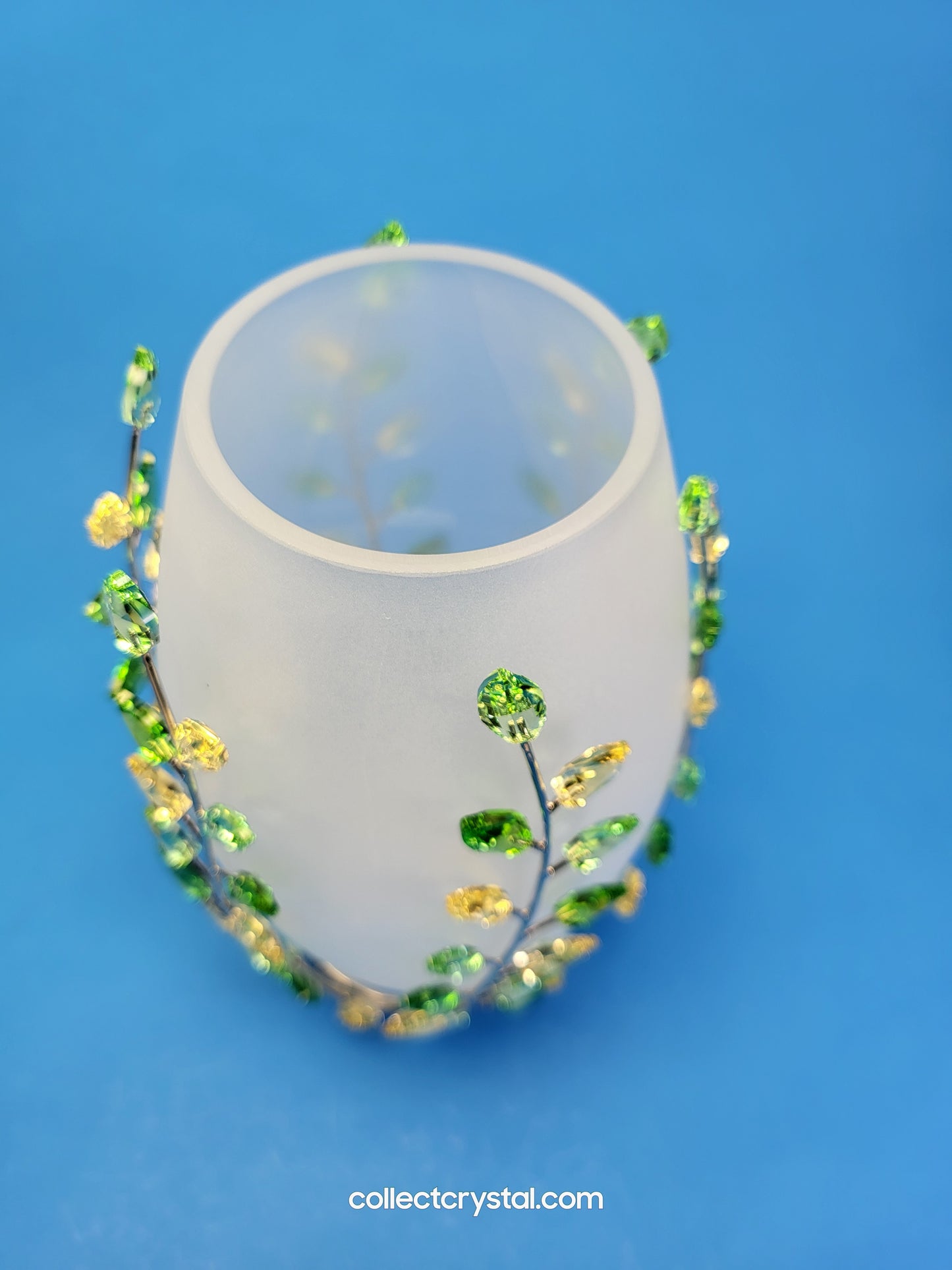 VASE – LEAVES JONQUIL # 660733 ONLY ONE LISTED SO HARD TO FIND