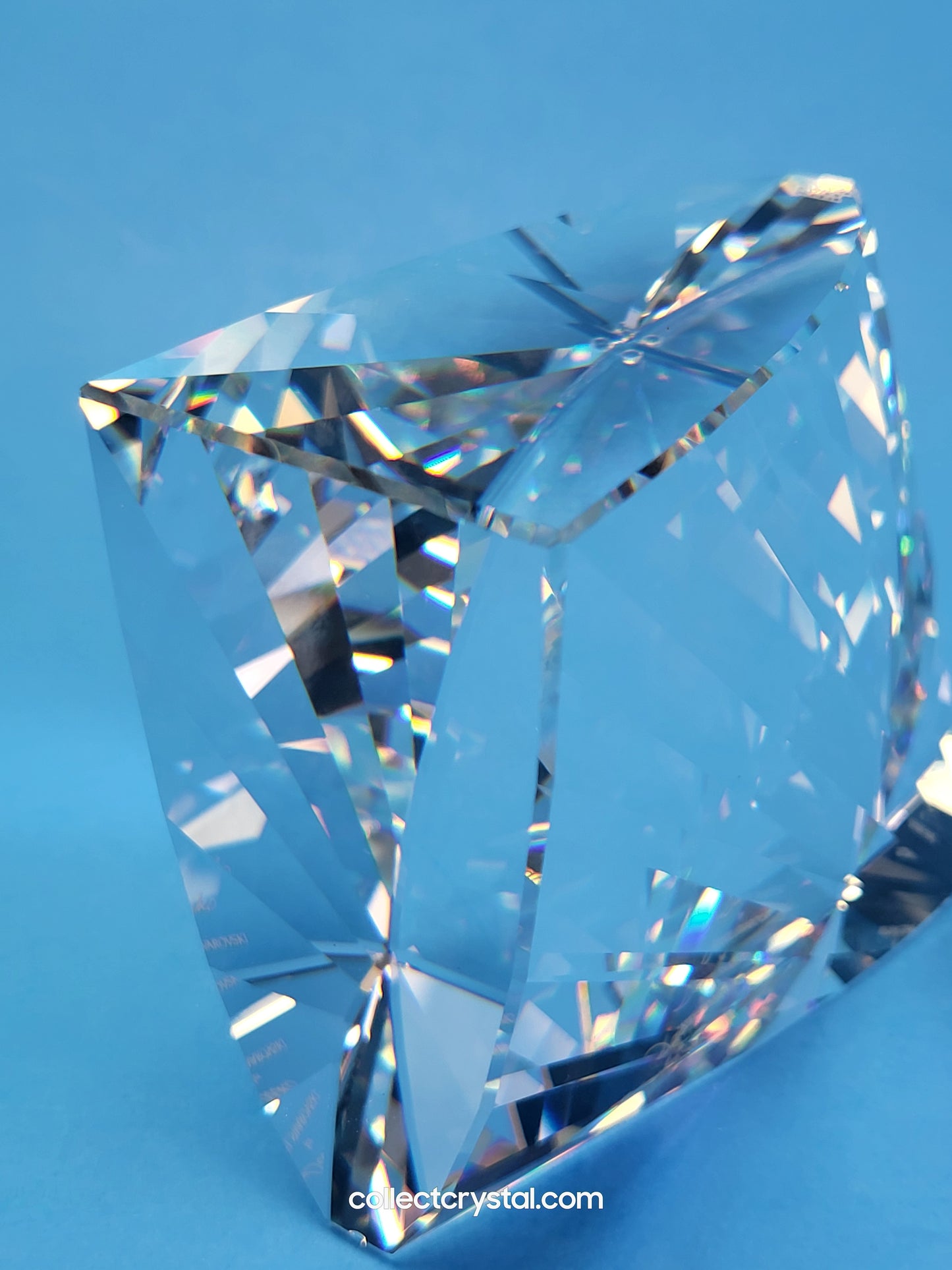 PAPERWEIGHT – DANIEL SWAROVSKI RAY PAPERWEIGHT 287100