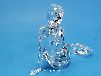 Mermaid holding pearl MIB # 827603