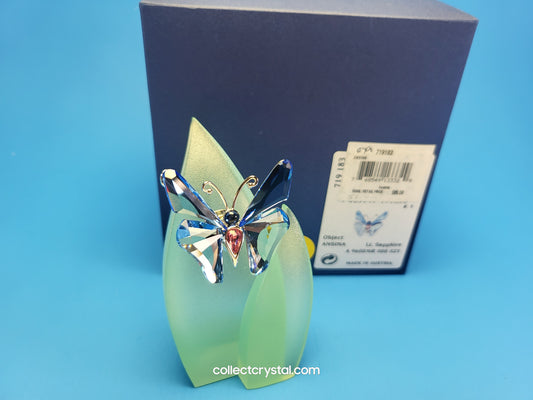 PARADISE BUGS OBJECT –ANSINA LIGHT SAPPHIRE BUTTERFLY & Leaf # 719183