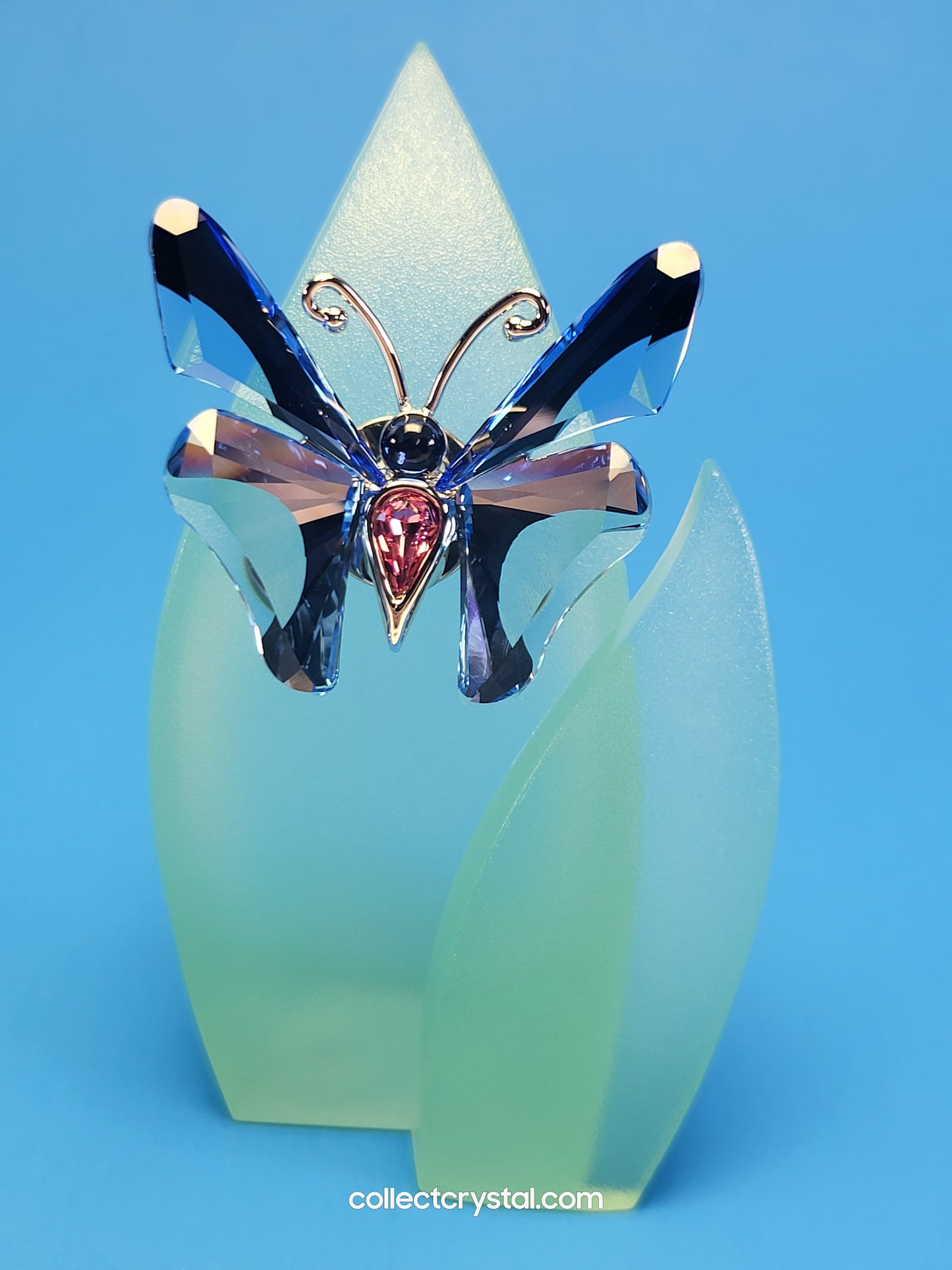 PARADISE BUGS OBJECT –ANSINA LIGHT SAPPHIRE BUTTERFLY & Leaf # 719183