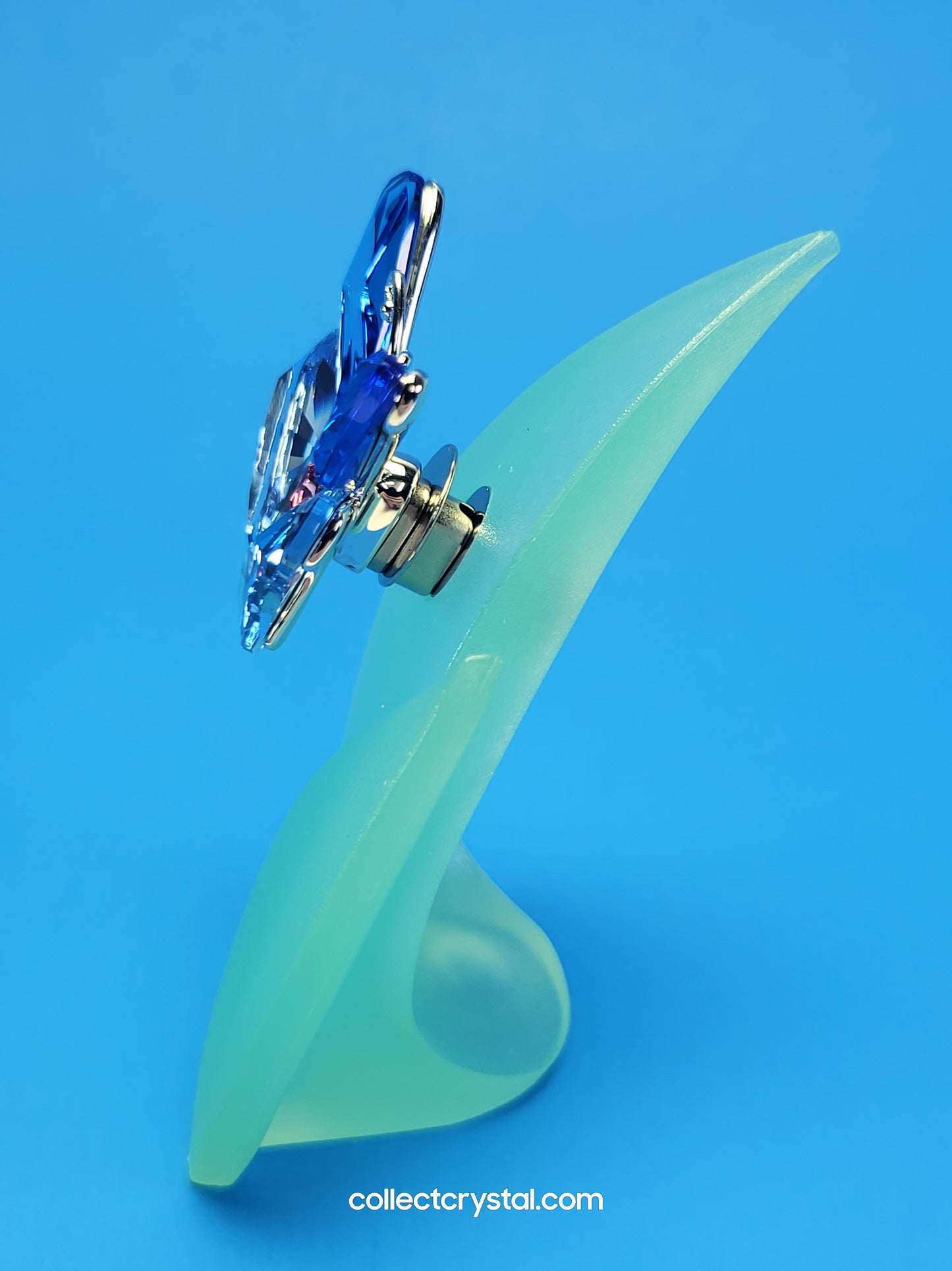PARADISE BUGS OBJECT –ANSINA LIGHT SAPPHIRE BUTTERFLY & Leaf # 719183