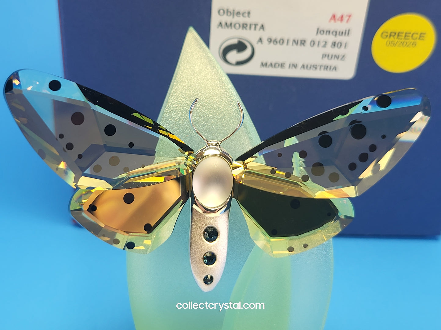 PARADISE BUGS OBJECT – BUTTERFLY AMORITA JONQUIL & Leaf  # 622743
