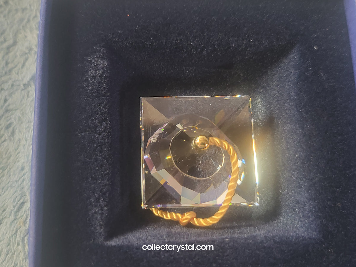 MEMORIES – GRADUATION CAP GOLD #659034