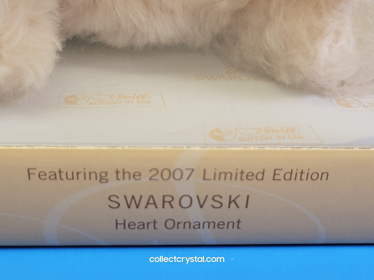 STEIFF 2006 JEWELS BEAR # 669873 with Ornament Heart