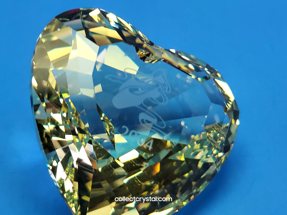ANNA YELLOW # 662036- 2004 EVENT HEART