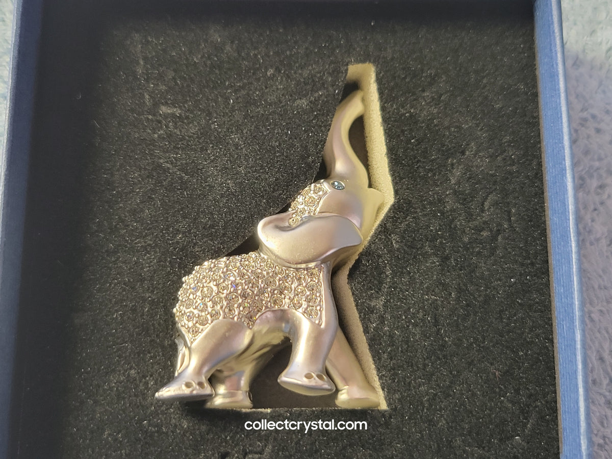 Oliver Webber - BABY ELEPHANT - # 2109