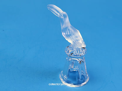 TOUCAN on Thimble Base # 9440 000 004  Parrot Bird - Crystal Colors