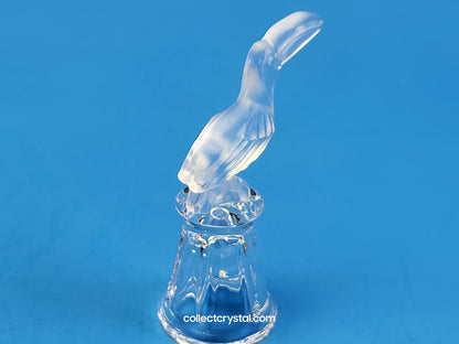 TOUCAN on Thimble Base # 9440 000 004  Parrot Bird - Crystal Colors