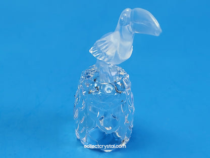 TOUCAN on Thimble Base #  012007 Parrot Bird - Crystal Colors