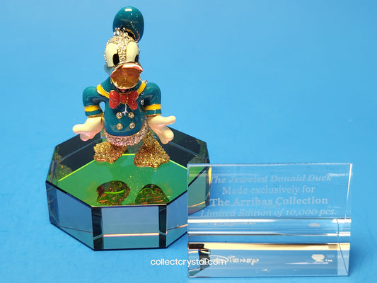Arribas Donald Duck complete with title plaque an stand SDW0006