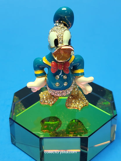 Arribas Donald Duck complete with title plaque an stand SDW0006