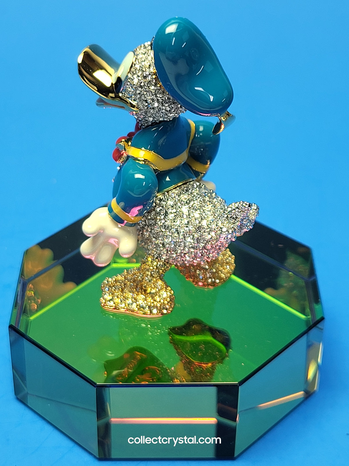 Arribas Donald Duck complete with title plaque an stand SDW0006