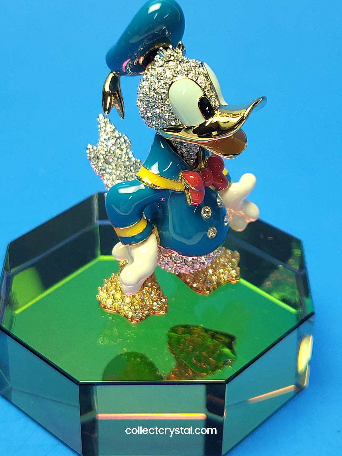 Arribas Donald Duck complete with title plaque an stand SDW0006