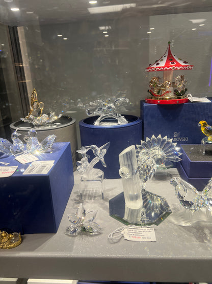 HOLIDAY CHEERS – CAROUSEL 5634031 NO BOX